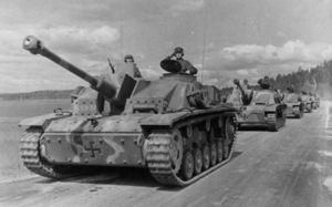 300px-StuG_III_Ausf._G.jpg