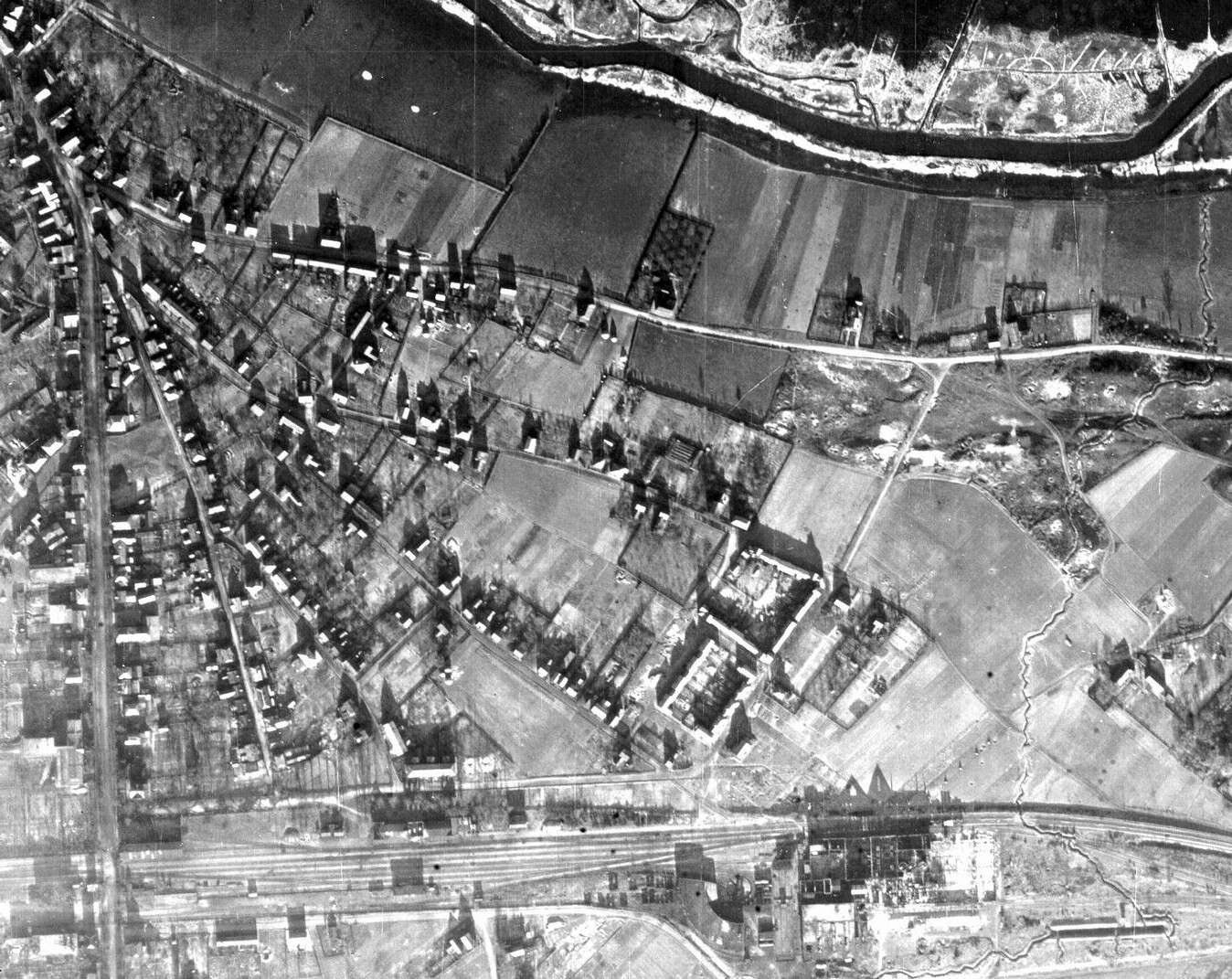 gennep spoorstraat-vogelbuurt op 31 dec 1944.jpg