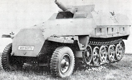 sdkfz-251-9-04.jpg