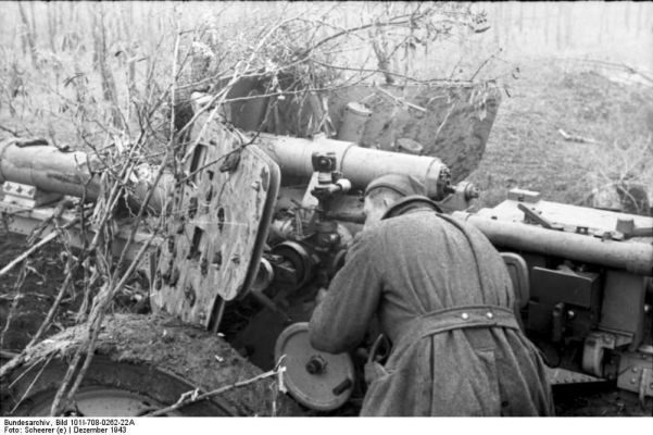 Click to view full size image
 ============== 
Russia-South (Ukraine), 8.8-cm PaK 43.

Source: German Federal Archive
