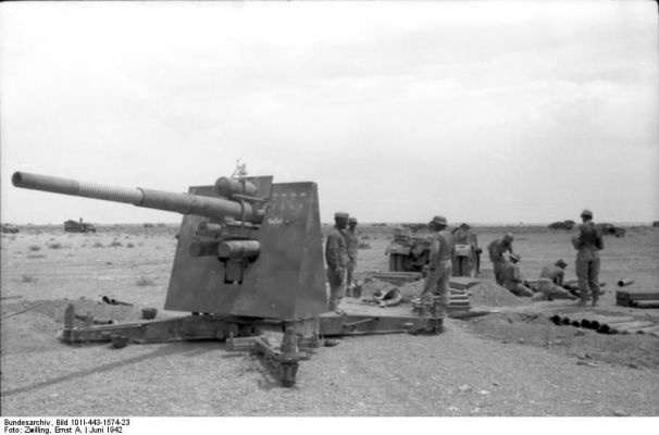 Click to view full size image
 ============== 
North Africa, at Bir al Hakim - Flak 18, front view.
